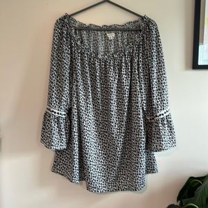 Max Studio lightweight blouse